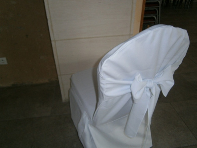 Et pourquoi pas des housses de chaise ?