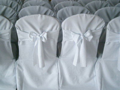 des housses pour décorer votre réception